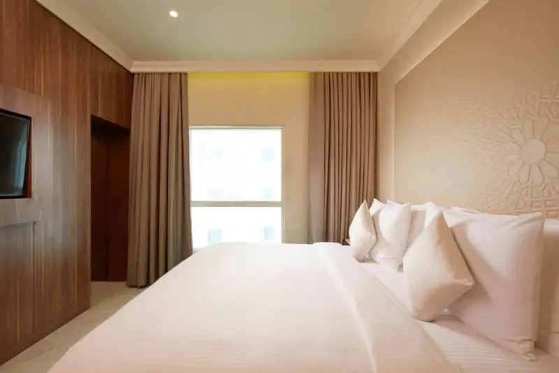 Grand Deluxe King Room